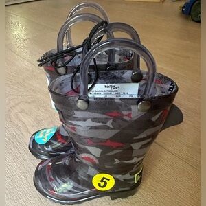 NEW Western Chief shark light up rain boots toddler 5